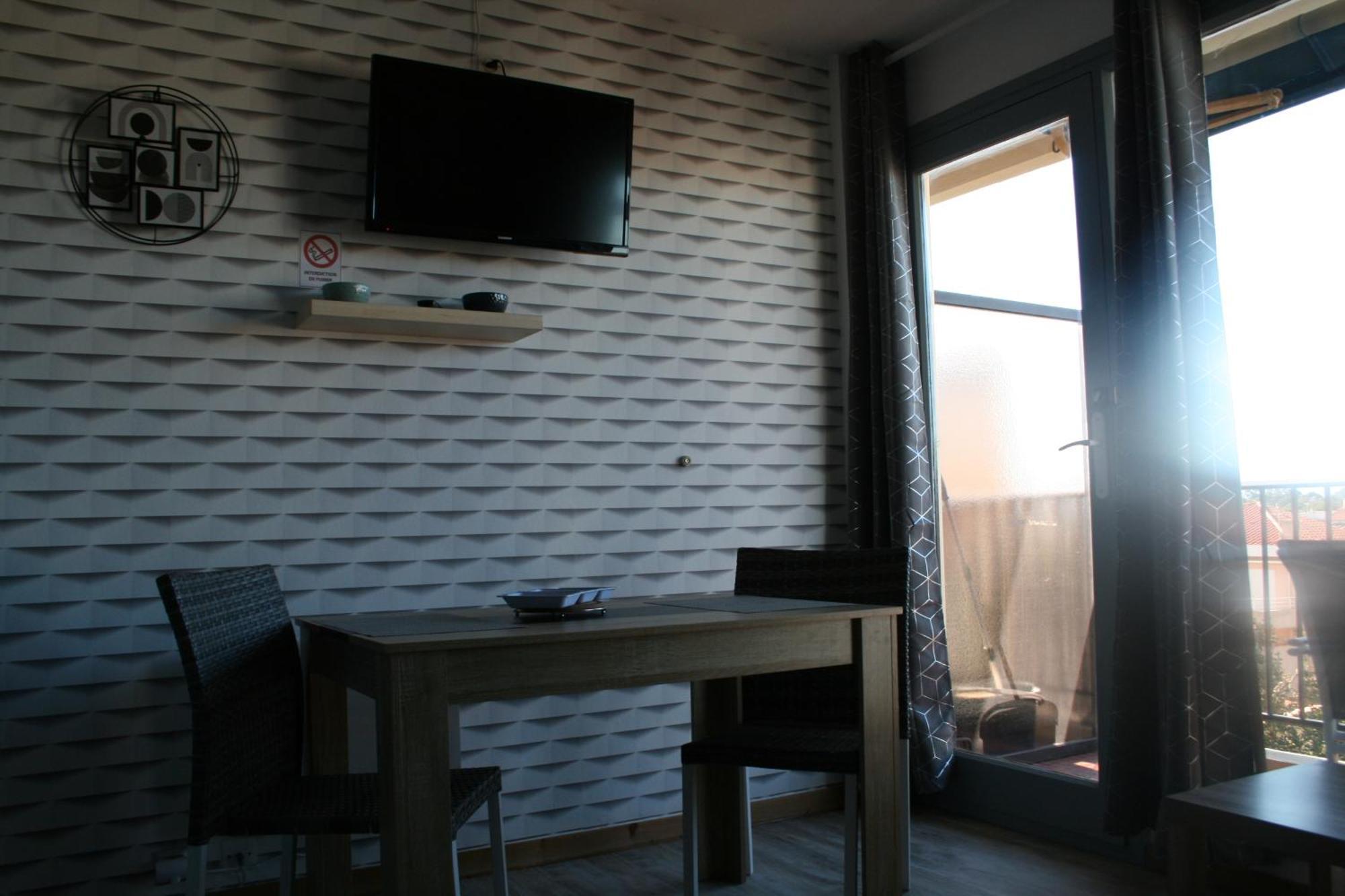 Charmant Studio 20 M De La Plage Кане Экстерьер фото